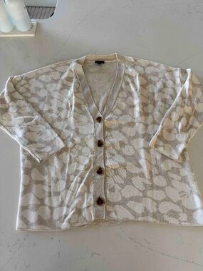 Ann Taylor Factory Animal Print Cardigan Sz Large